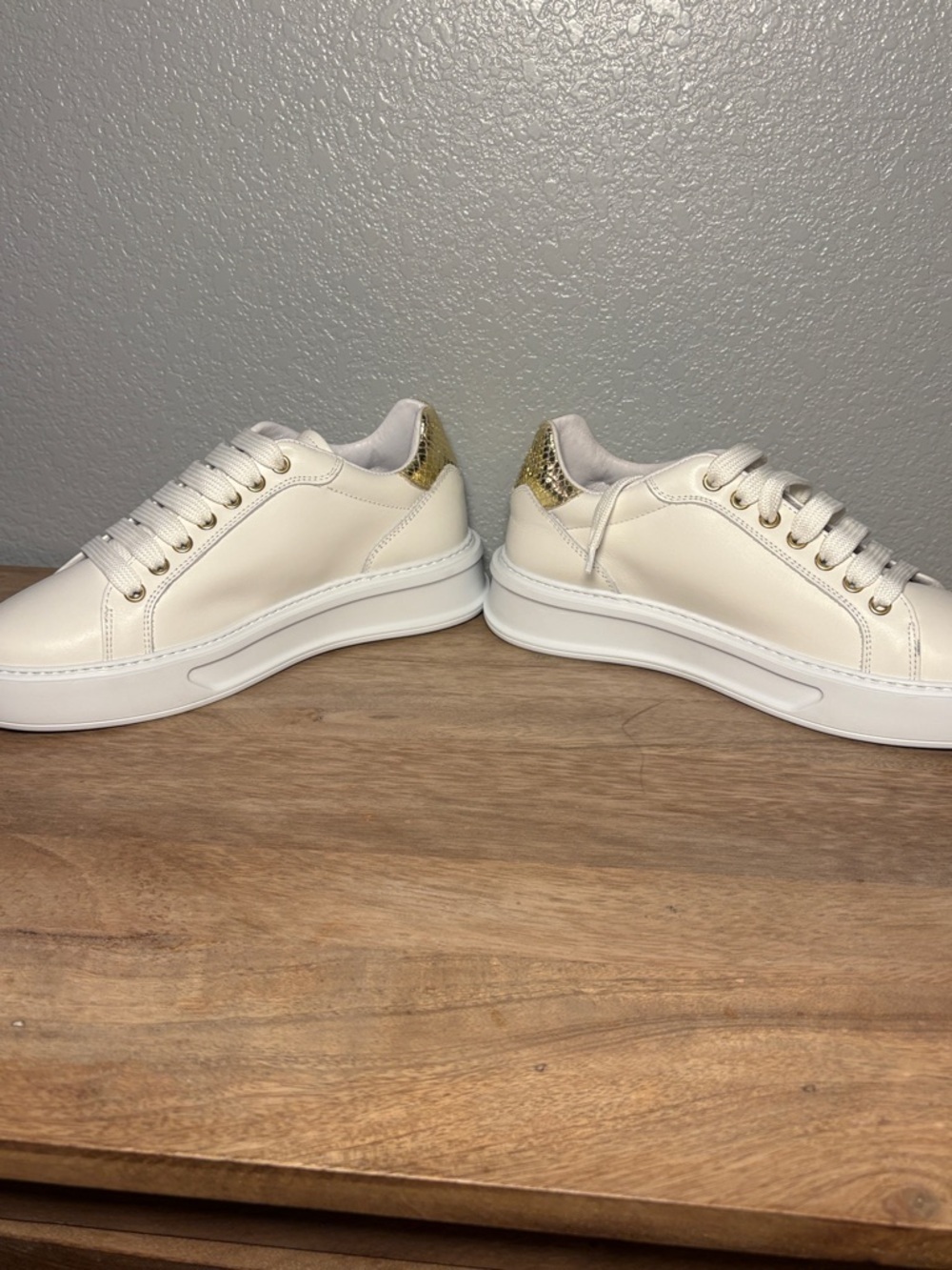 Roberto Cavalli White Leather Sneakers with Gold Snake-Logo Accent - Picture 6 of 8